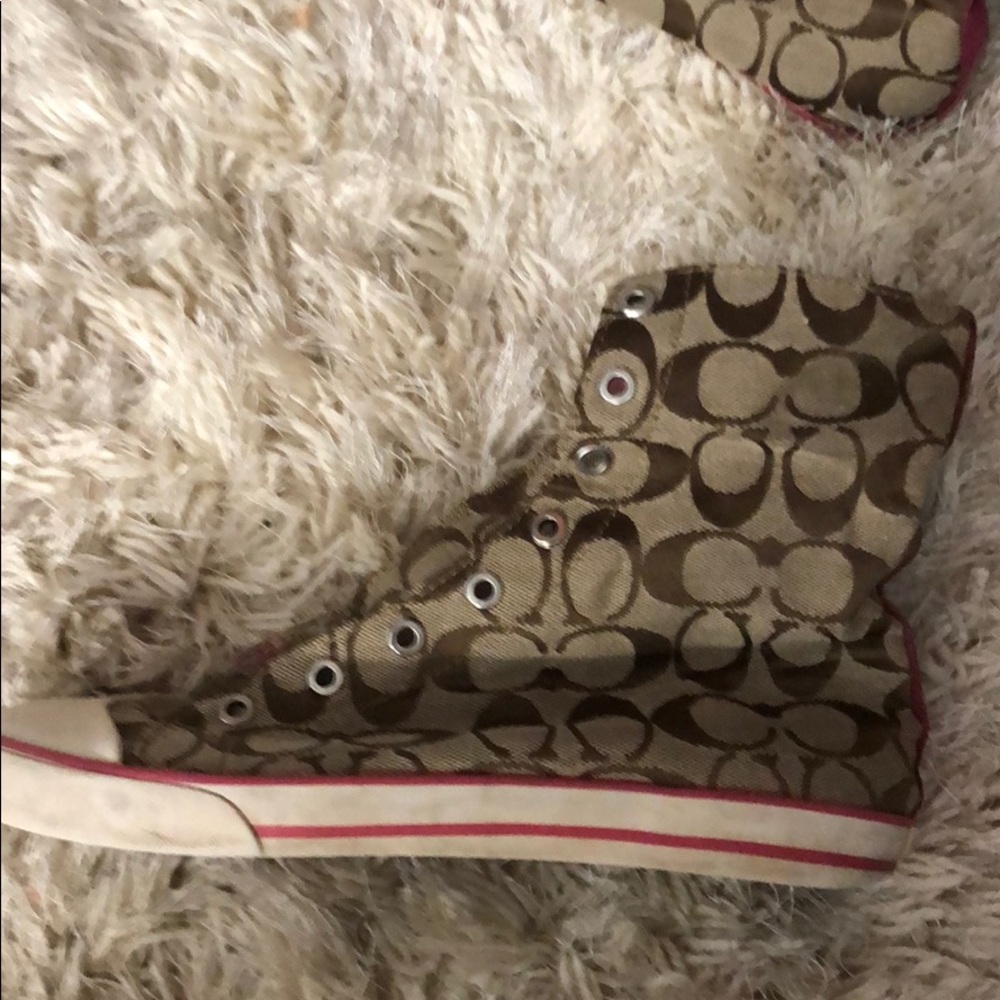 Coach Sneakers Accept Offers